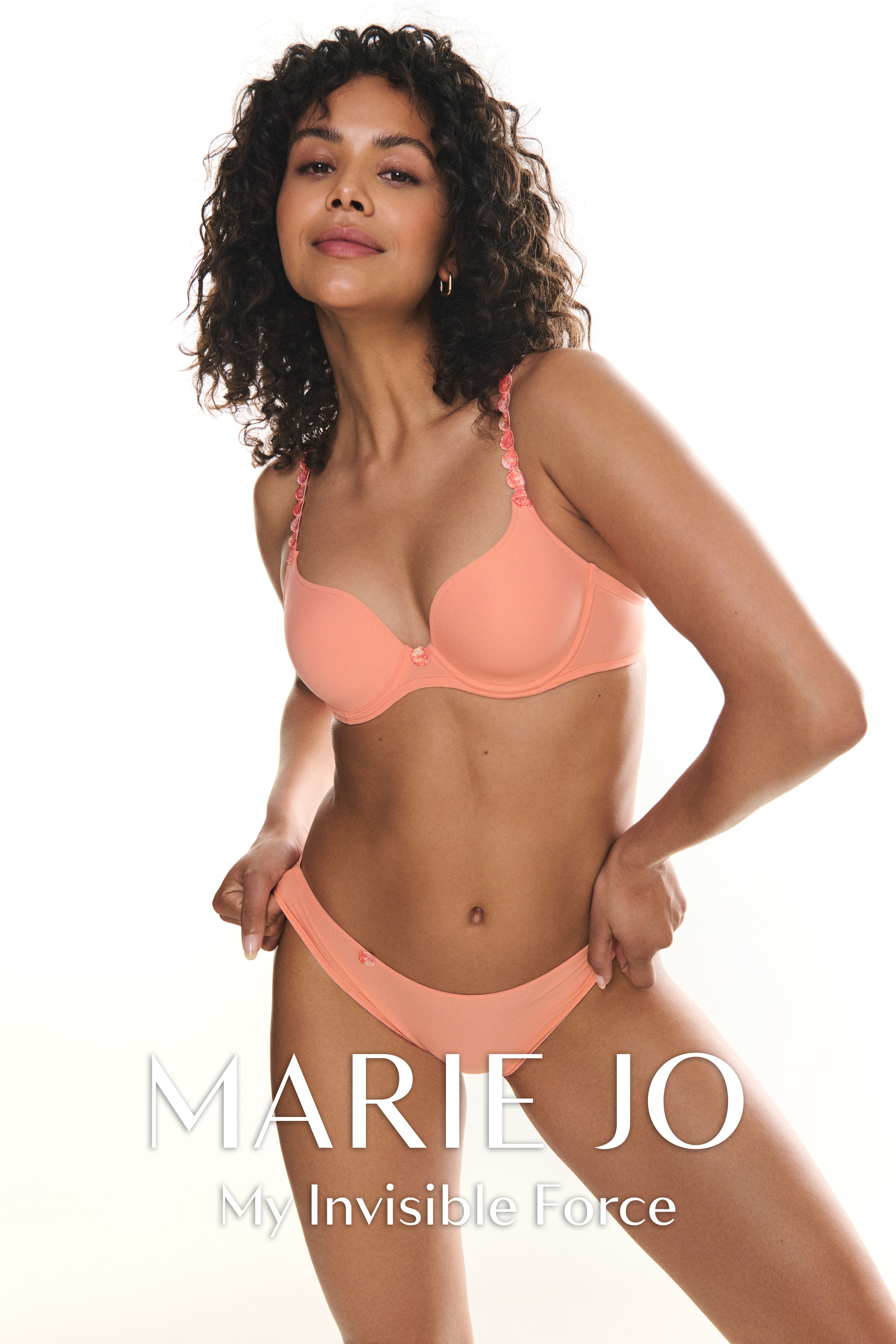 Marie Jo Tom in Papaya